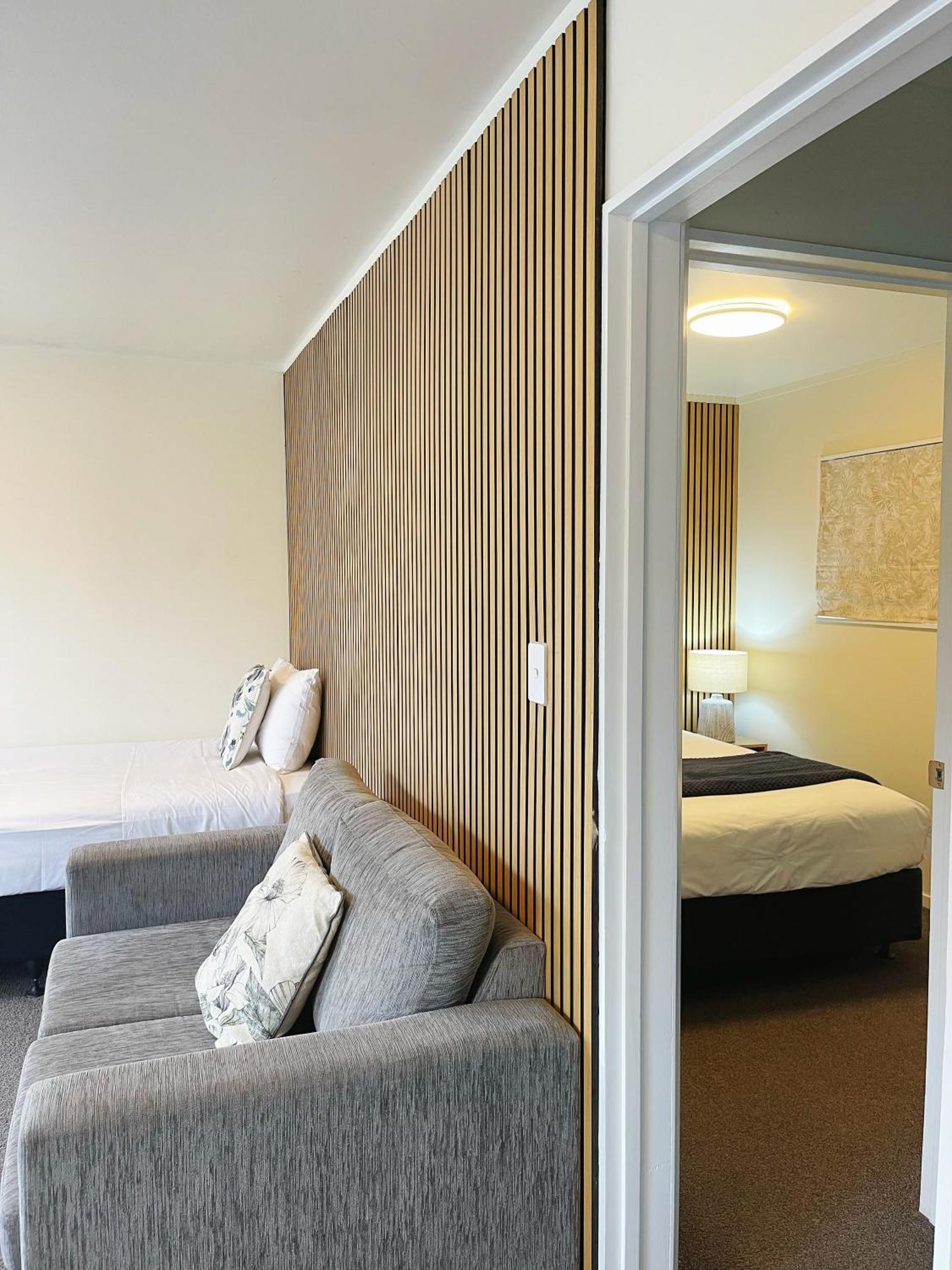 Summer Inn Motel Orewa Buitenkant foto